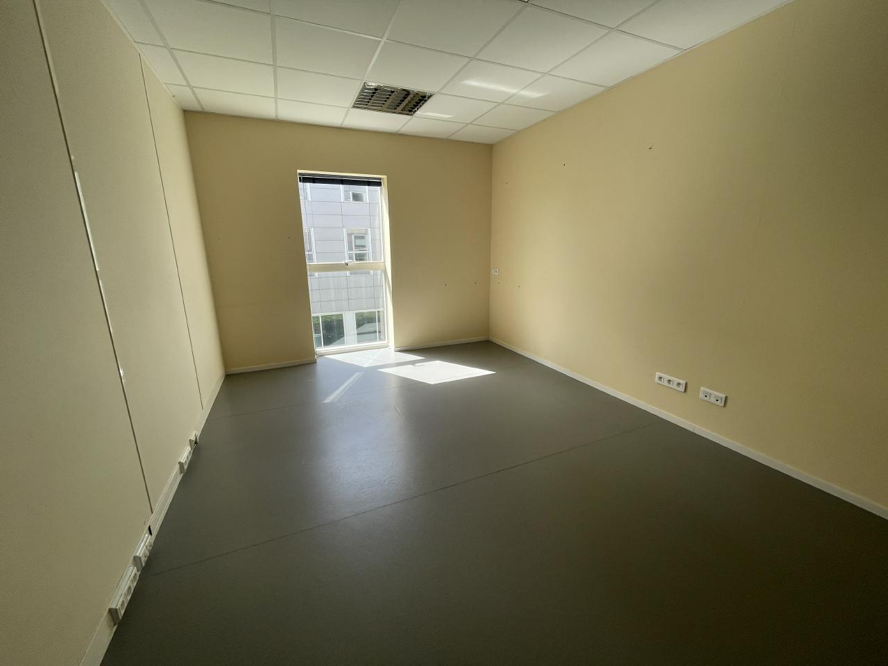 Bureau Rennes 273m² Location bureau Rennes Ille-et-Vilaine OLBUR2422059 3